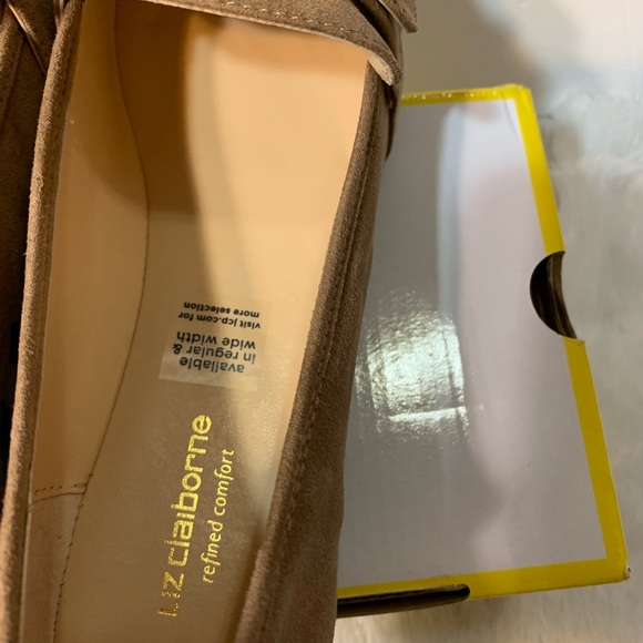 Liz Claiborne camel color suede slip on loafers size 7.5 - Picture 7 of 7